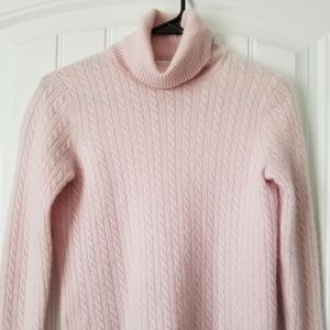 Cashmere light pink sweater